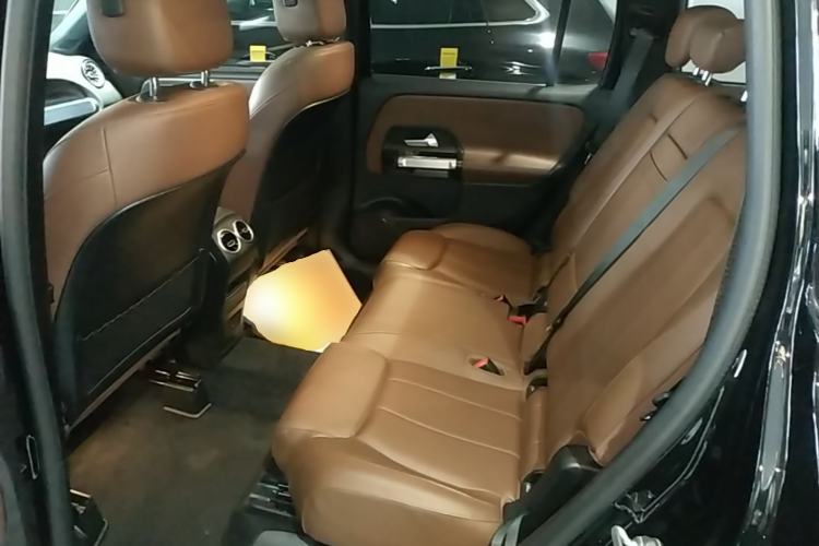 Used Mercedes-Benz GLB 2022 GLB 220 Fashion Model Left Rear Seat