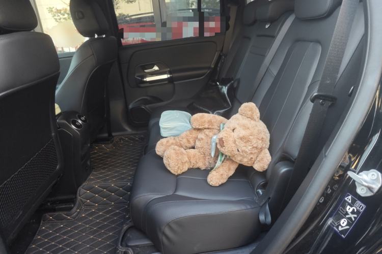 Used Mercedes-Benz GLB 2022 GLB 220 Dynamic Edition Left Rear Seat