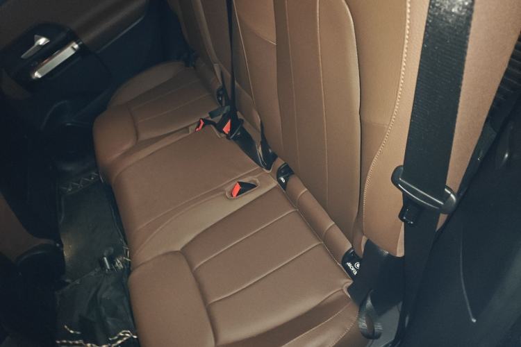 Used Mercedes-Benz GLB 2022 GLB 200 Dynamic Edition Left Rear Seat