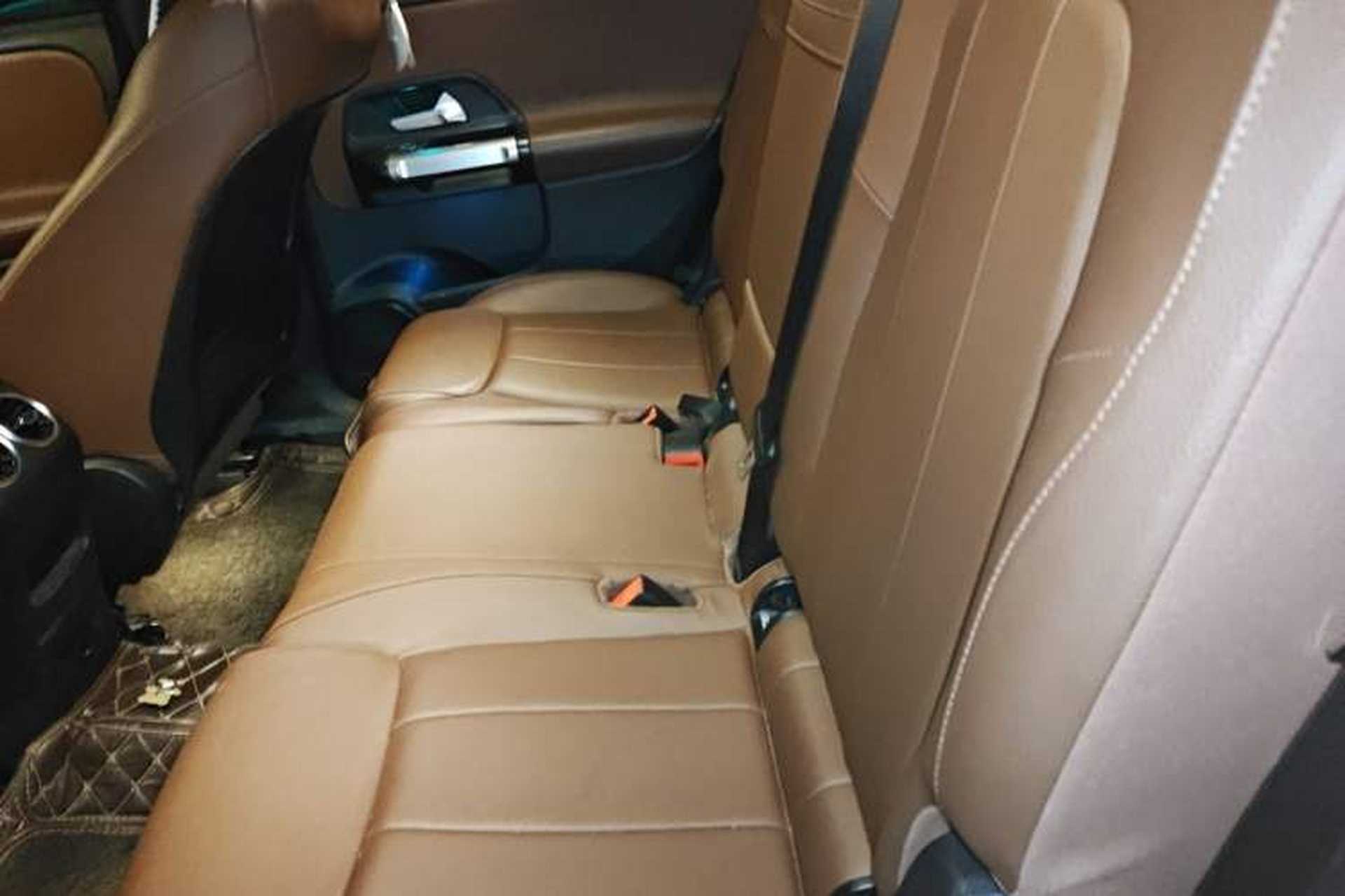 Used Mercedes-Benz GLB 2022 GLB 220 Fashion Model Left Rear Seat