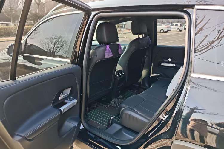 Used Mercedes-Benz GLB 2022 Second Facelift GLB 200 Fashion Edition Left Rear Seat