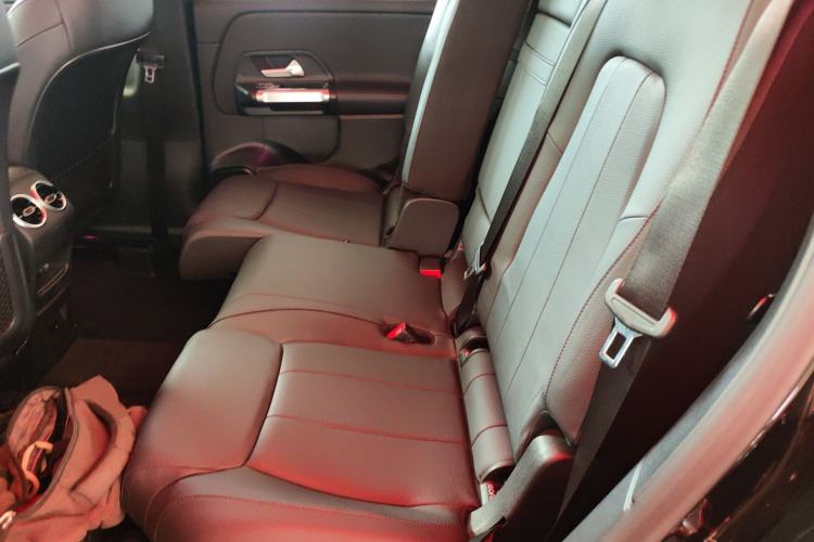 Used Mercedes-Benz GLB 2022 Updated GLB 200 Fashion Edition Left Rear Seat