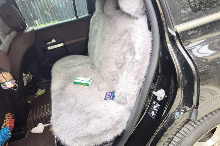 Used Mercedes-Benz GLB 2022 GLB 220 Dynamic Edition Left Rear Seat