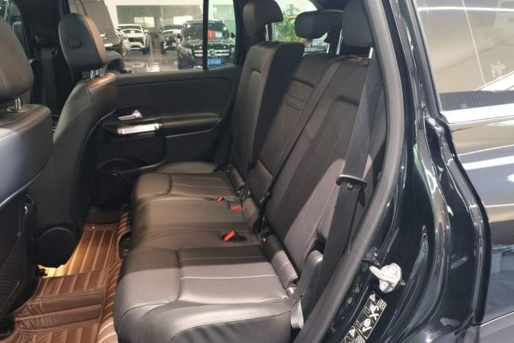 Used Mercedes-Benz GLB 2022 Updated GLB 200 Fashion Edition Left Rear Seat