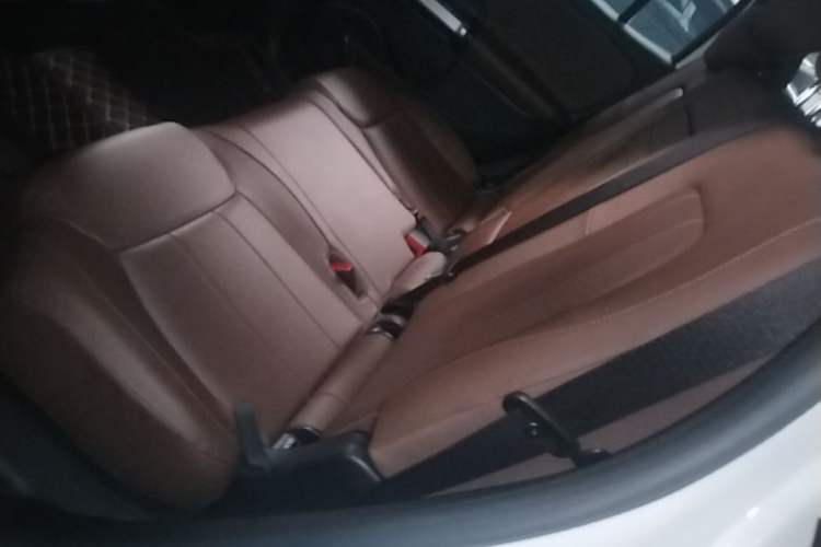 Used Mercedes-Benz GLB 2022 Refresh GLB 200 Dynamic Edition Left Rear Seat