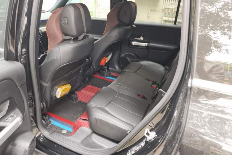 Used Mercedes-Benz GLB 2022 GLB 220 Fashion Model Left Rear Seat