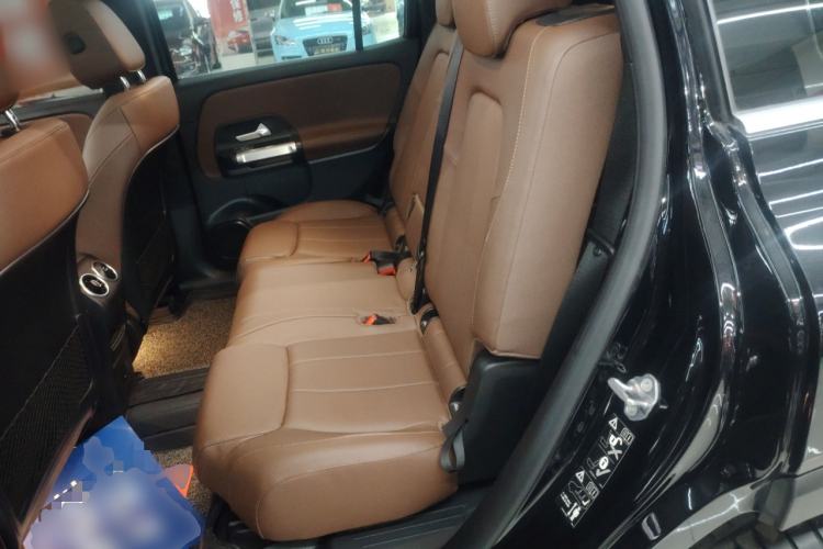 Used Mercedes-Benz GLB 2022 GLB 220 Fashion Model Left Rear Seat