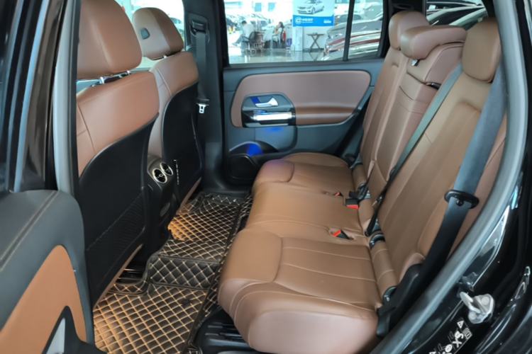 Used Mercedes-Benz GLB 2022 Updated GLB 200 Fashion Edition Left Rear Seat