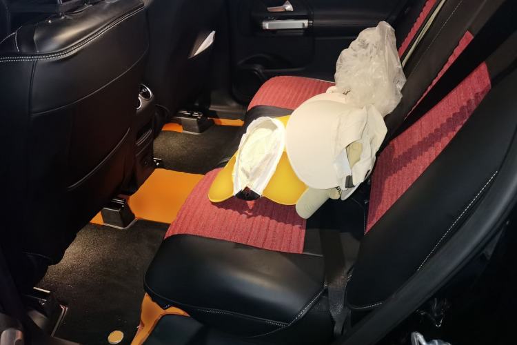 Used Mercedes-Benz GLB 2022 GLB 200 Dynamic Edition Left Rear Seat