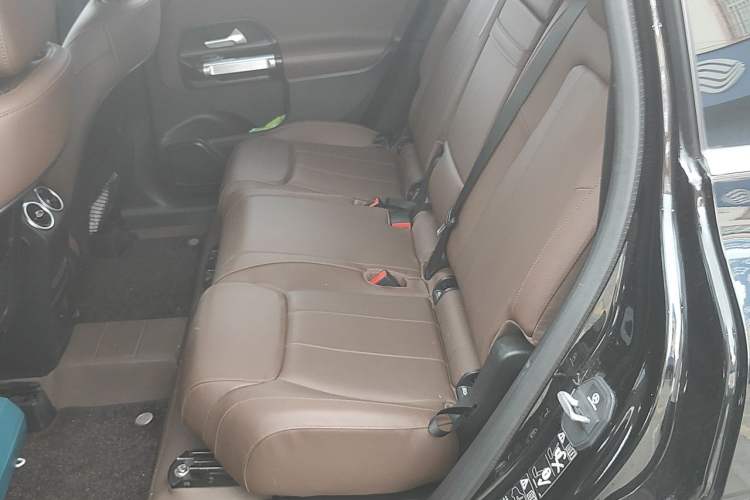 Used Mercedes-Benz GLB 2022 GLB 220 Fashion Model Left Rear Seat