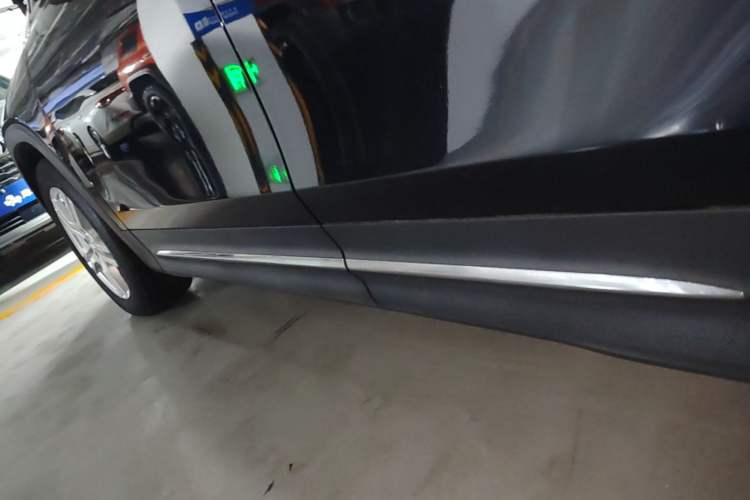 Used Mercedes-Benz GLB 2022 Refresh GLB 200 Dynamic Edition Left Side Sill