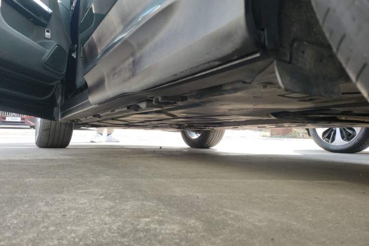 Used Mercedes-Benz GLB 2022 Refresh GLB 200 Dynamic Edition Left Side Sill