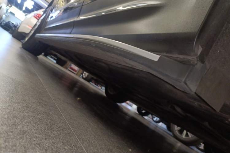 Used Mercedes-Benz GLB 2022 GLB 220 Dynamic Edition Left Side Sill