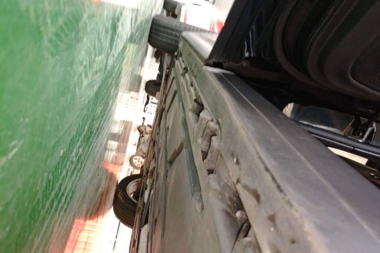 Used Mercedes-Benz GLB 2022 Refresh GLB 200 Dynamic Edition Left Side Sill