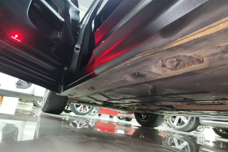 Used Mercedes-Benz GLB 2022 GLB 200 Stylish Edition Left Side Sill