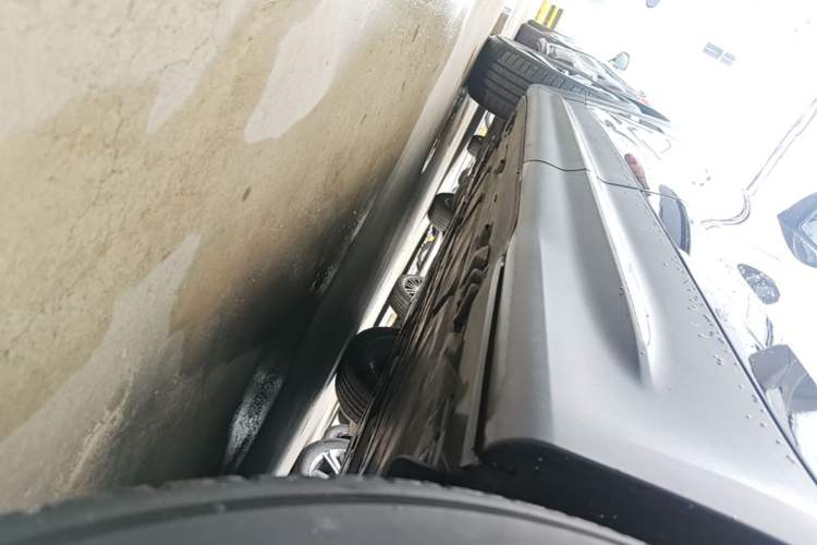 Used Mercedes-Benz GLB 2022 Updated GLB 200 Fashion Edition Left Side Sill