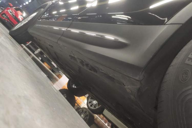 Used Mercedes-Benz GLB 2022 Second Facelift GLB 200 Dynamic Edition Left Side Sill