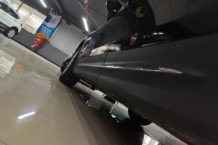 Used Mercedes-Benz GLB 2022 Refresh GLB 200 Dynamic Edition Left Side Sill