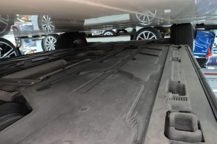 Used Mercedes-Benz GLB 2022 Refresh GLB 200 Dynamic Edition Left Side Sill