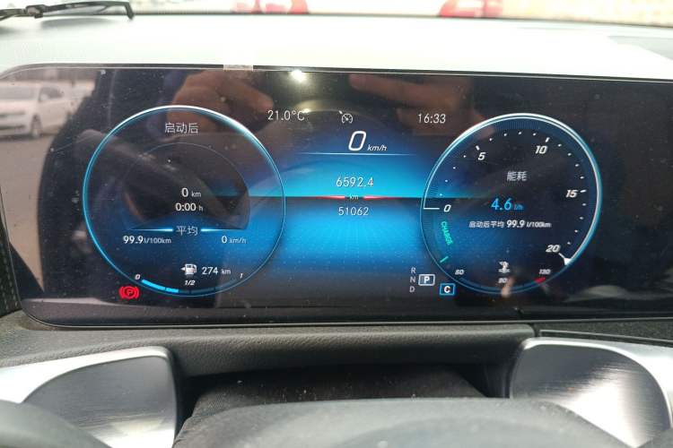 Used Mercedes-Benz GLB 2022 GLB 220 Fashion Model Odometer Close Up