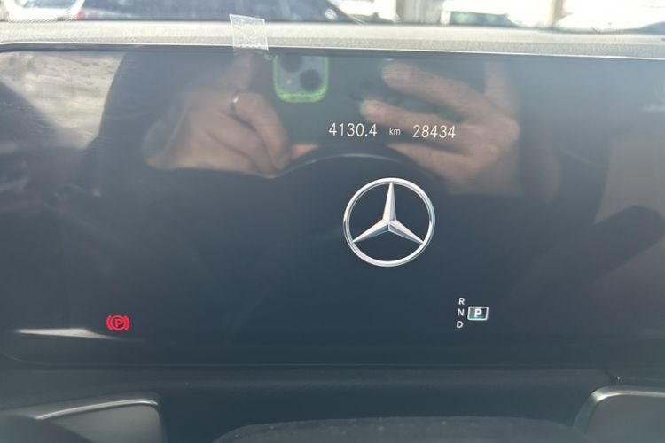 Used Mercedes-Benz GLB 2022 GLB 220 Dynamic Edition Odometer Close Up
