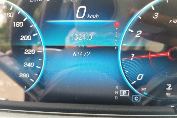 Used Mercedes-Benz GLB 2022 GLB 220 Dynamic Edition Odometer Close Up