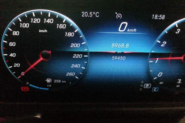 Used Mercedes-Benz GLB 2022 GLB 200 Dynamic Edition Odometer Close Up