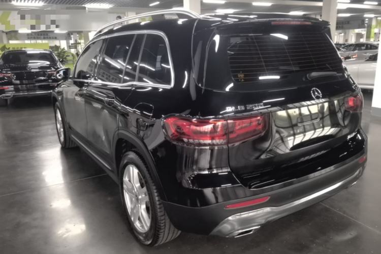 Used Mercedes-Benz GLB 2022 Second Facelift GLB 200 Dynamic Edition Rear Left 45 Deg