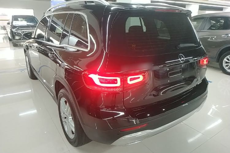 Used Mercedes-Benz GLB 2022 Second Facelift GLB 200 Fashion Edition Rear Left 45 Deg
