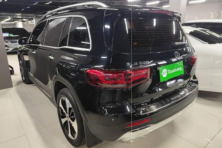 Used Mercedes-Benz GLB 2022 Updated GLB 200 Fashion Edition Rear Left 45 Deg