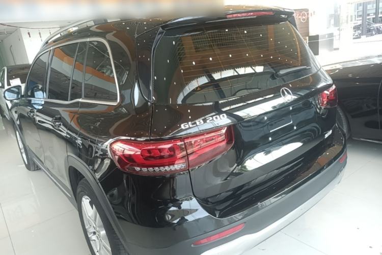 Used Mercedes-Benz GLB 2022 Second Facelift GLB 200 Dynamic Edition Rear Left 45 Deg