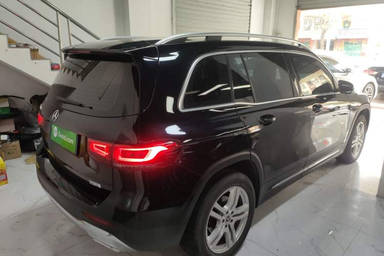 Used Mercedes-Benz GLB 2022 Second Facelift GLB 200 Dynamic Edition Rear Right 45 Deg