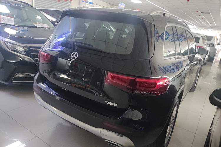 Used Mercedes-Benz GLB 2022 Refresh GLB 200 Dynamic Edition Rear Right 45 Deg