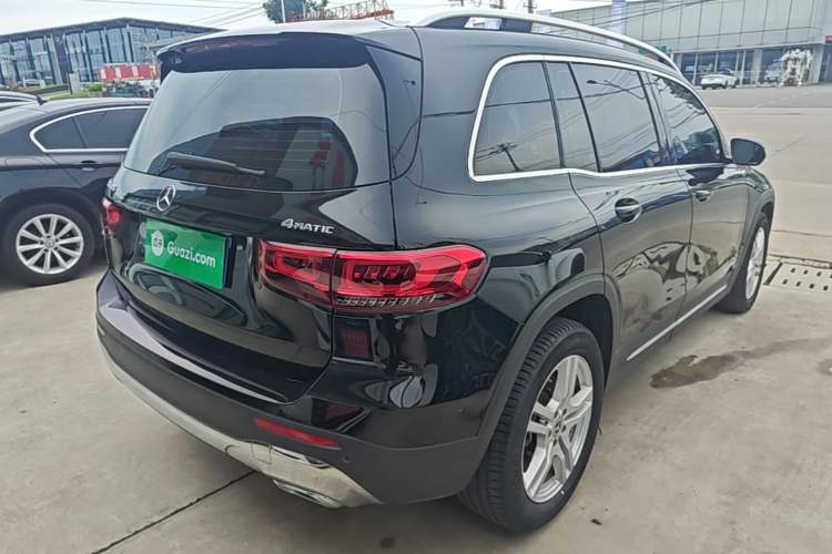 Used Mercedes-Benz GLB 2022 Second Facelift GLB 200 Fashion Edition Rear Right 45 Deg