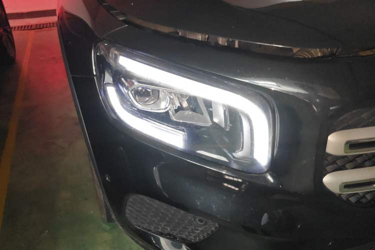 Used Mercedes-Benz GLB 2022 GLB 220 Fashion Model Right Front Headlight