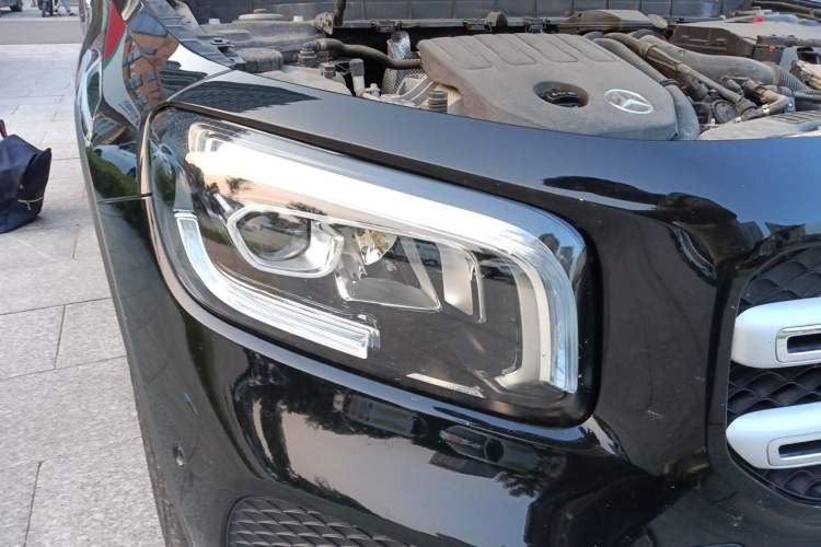Used Mercedes-Benz GLB 2022 GLB 200 Dynamic Edition Right Front Headlight