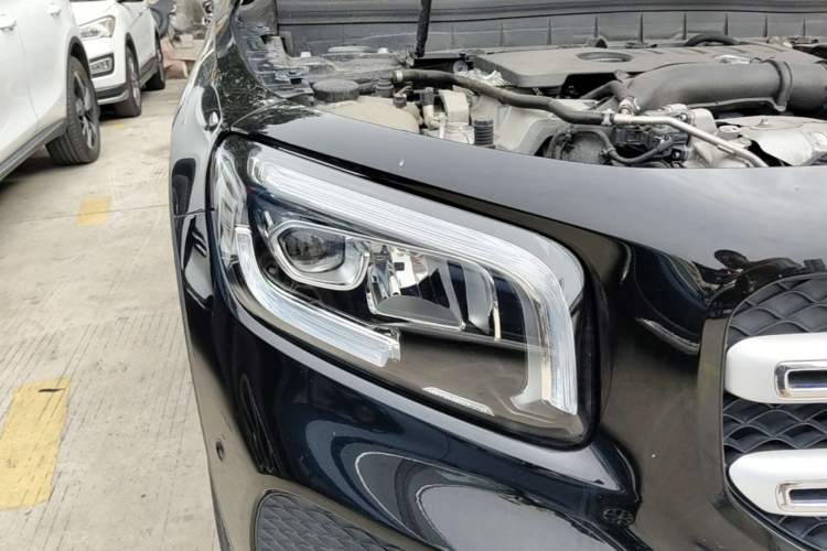 Used Mercedes-Benz GLB 2022 GLB 220 Dynamic Edition Right Front Headlight