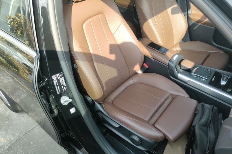 Used Mercedes-Benz GLB 2022 Refresh GLB 200 Dynamic Edition Right Front Seat