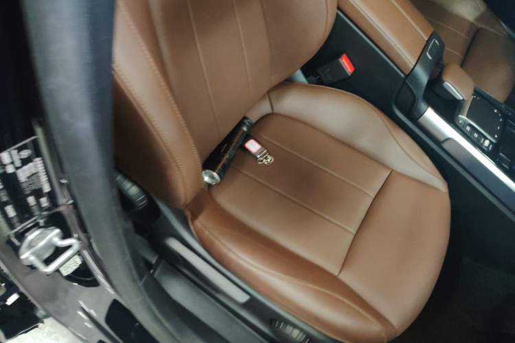 Used Mercedes-Benz GLB 2022 Second Facelift GLB 200 Dynamic Edition Right Front Seat