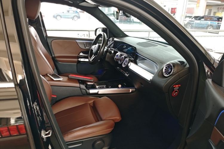 Used Mercedes-Benz GLB 2022 Refresh GLB 200 Dynamic Edition Right Front Seat