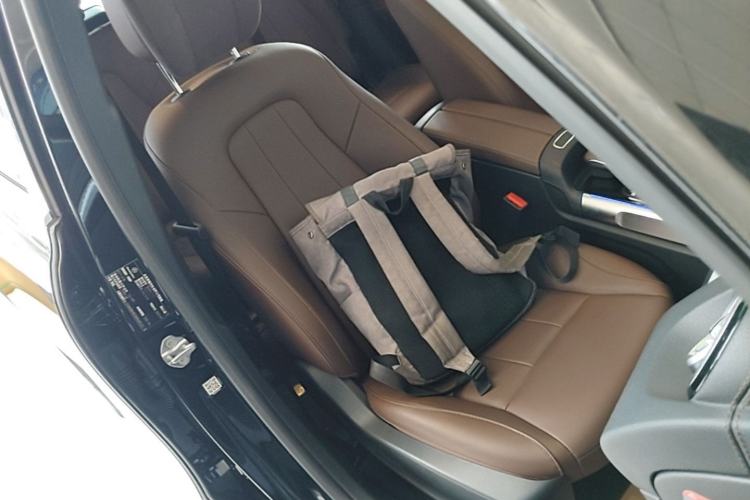 Used Mercedes-Benz GLB 2022 Second Facelift GLB 200 Dynamic Edition Right Front Seat