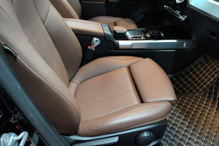 Used Mercedes-Benz GLB 2022 Refresh GLB 200 Dynamic Edition Right Front Seat