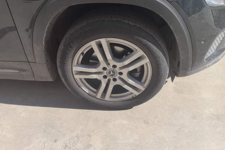 Used Mercedes-Benz GLB 2022 Second Facelift GLB 200 Fashion Edition Right Front Wheel Hub