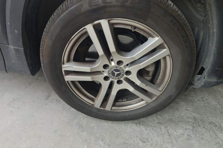 Used Mercedes-Benz GLB 2022 Second Facelift GLB 200 Dynamic Edition Right Front Wheel Hub