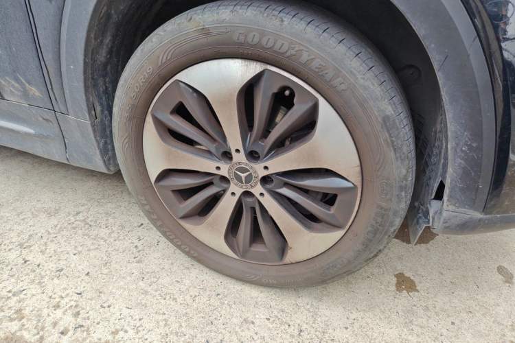 Used Mercedes-Benz GLB 2022 GLB 220 Fashion Model Right Front Wheel Hub