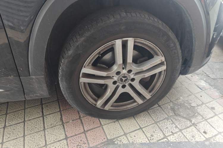 Used Mercedes-Benz GLB 2022 Second Facelift GLB 200 Fashion Edition Right Front Wheel Hub