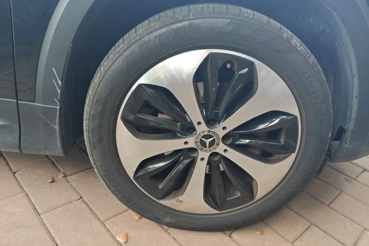 Used Mercedes-Benz GLB 2022 Updated GLB 200 Fashion Edition Right Front Wheel Hub