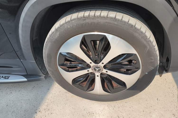 Used Mercedes-Benz GLB 2022 GLB 220 Fashion Model Right Front Wheel Hub