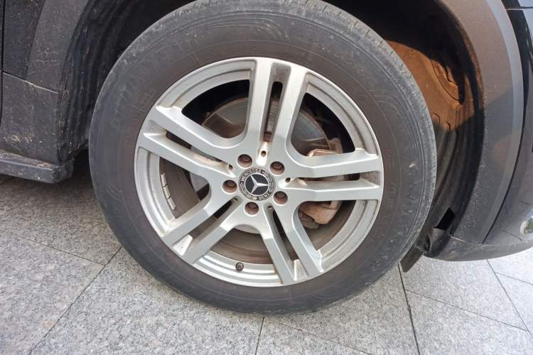Used Mercedes-Benz GLB 2022 GLB 200 Dynamic Edition Right Front Wheel Hub