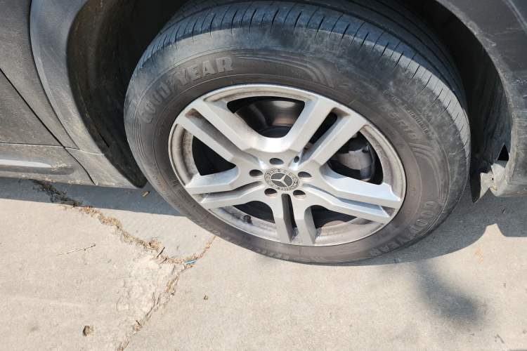 Used Mercedes-Benz GLB 2022 Second Facelift GLB 200 Fashion Edition Right Front Wheel Hub